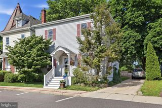 509 W WALNUT ST, Perkasie, PA 18944