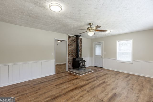 1597 Bennett Road, Grayson, GA 30017