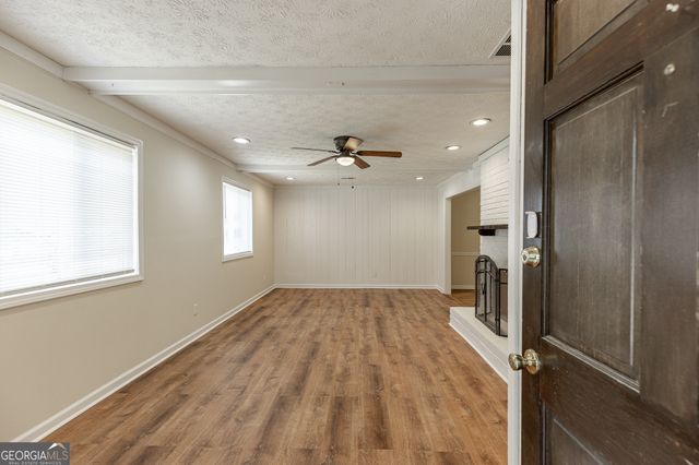 1597 Bennett Road, Grayson, GA 30017