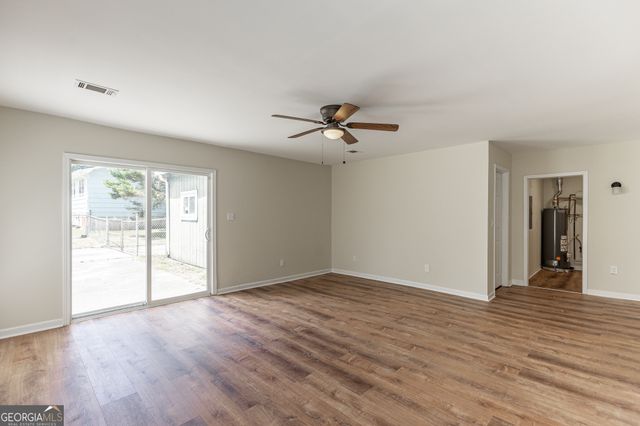 1597 Bennett Road, Grayson, GA 30017