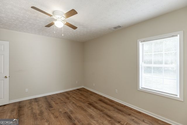 1597 Bennett Road, Grayson, GA 30017