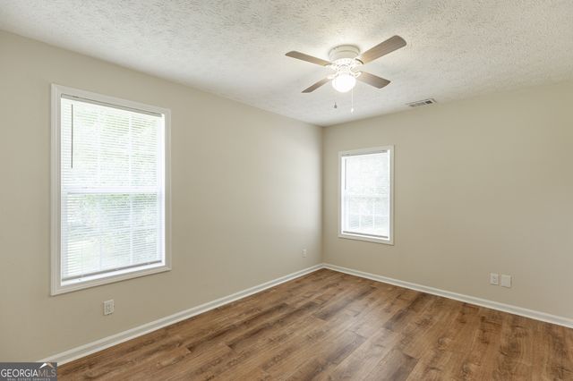 1597 Bennett Road, Grayson, GA 30017