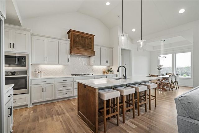 14289 S Houston Street, Olathe, KS 66061