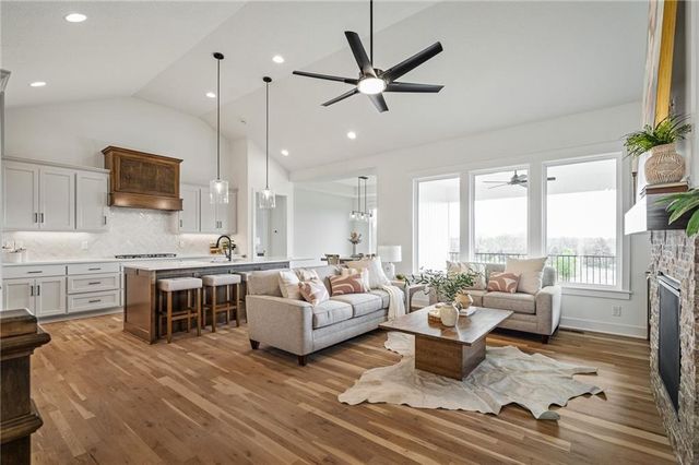 14289 S Houston Street, Olathe, KS 66061