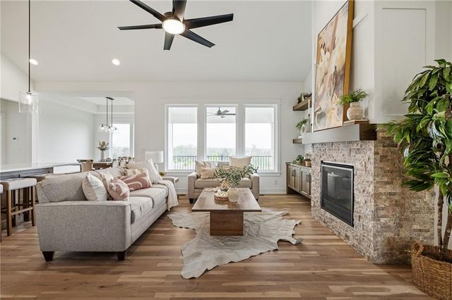 14289 S Houston Street, Olathe, KS 66061