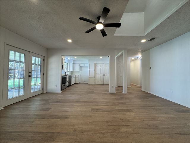 6645 Starnes Road, Watauga, TX 76148