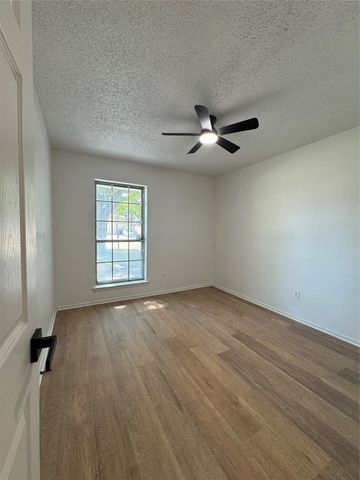 6645 Starnes Road, Watauga, TX 76148