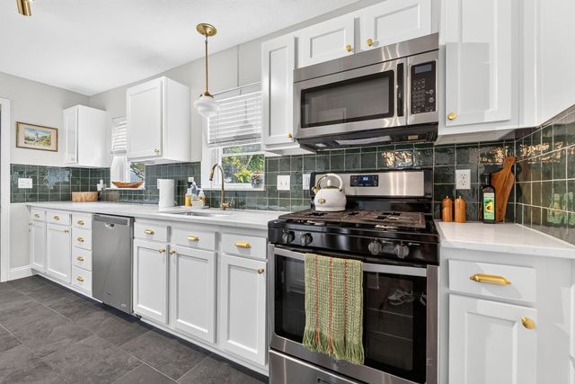 148 E Welch Avenue, Columbus, OH 43207