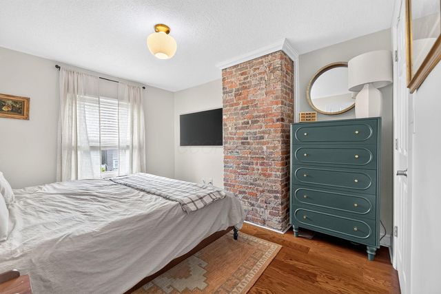 148 E Welch Avenue, Columbus, OH 43207