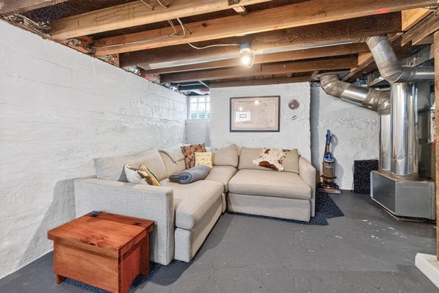 148 E Welch Avenue, Columbus, OH 43207