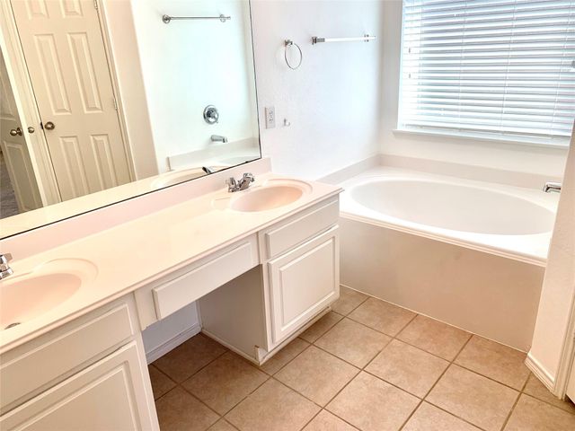 20519 Lantern Springs Lane, Cypress, TX 77433