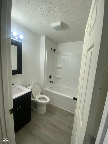 1310 N Lasalle Street, Indianapolis, IN 46201