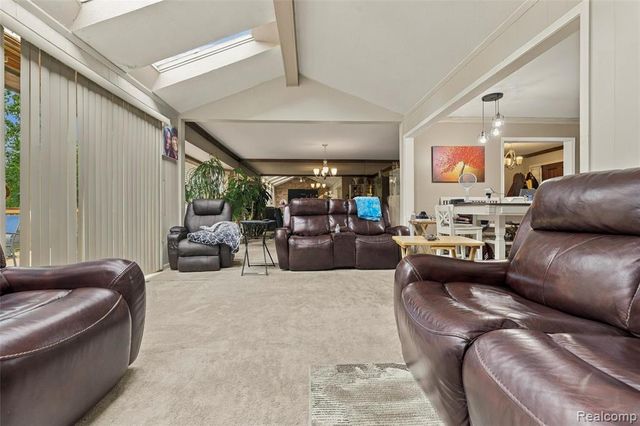 20805 Halsted Rd, Northville, MI 48167
