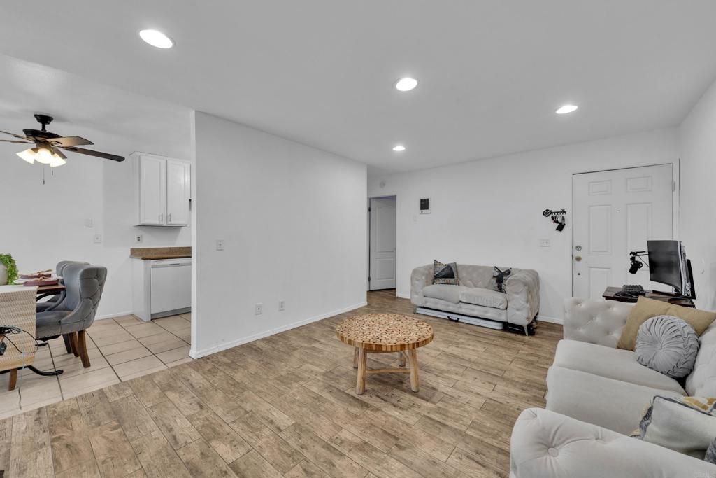 10235 Madrid Way 114, Spring Valley, CA 91977 — photo 5
