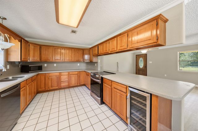 1085 County Road 2222, Cleveland, TX 77327