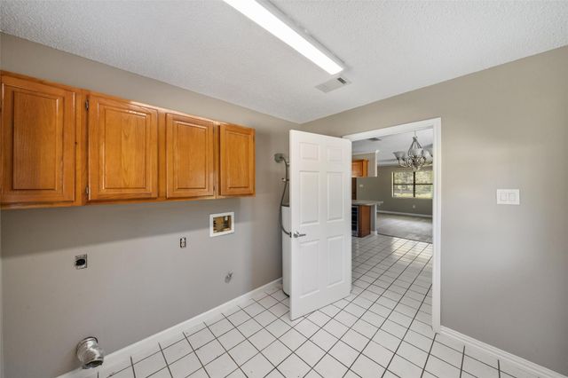 1085 County Road 2222, Cleveland, TX 77327