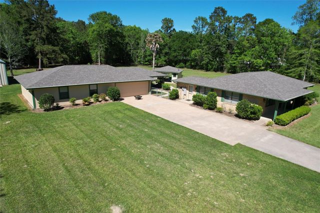 1085 County Road 2222, Cleveland, TX 77327