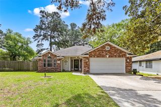 110 Rustling Wind Drive, Montgomery, TX 77356