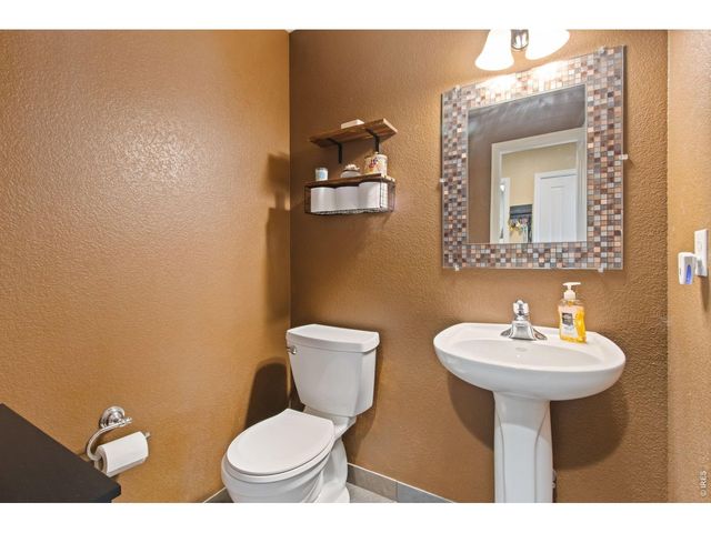 476 Expedition Ln, Johnstown, CO 80534
