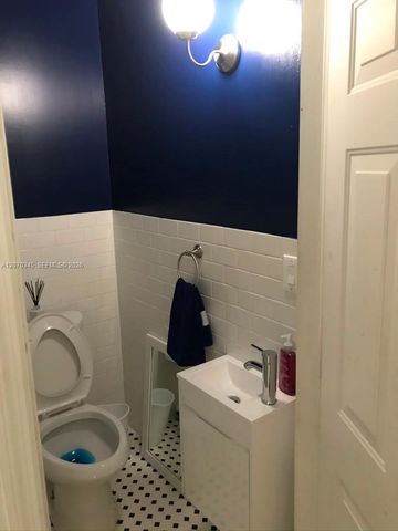 2529 NE 41st Terrace 1, Homestead, FL 33033