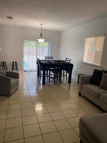 2529 NE 41st Terrace 1, Homestead, FL 33033