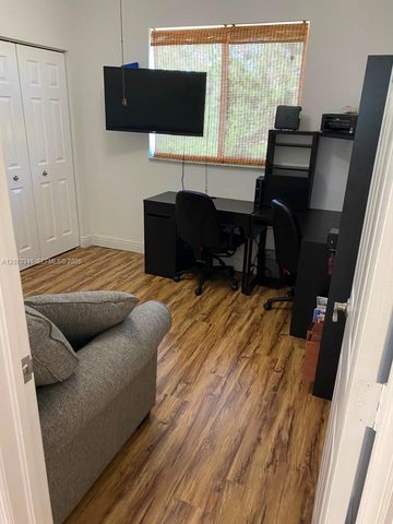 2529 NE 41st Terrace 1, Homestead, FL 33033