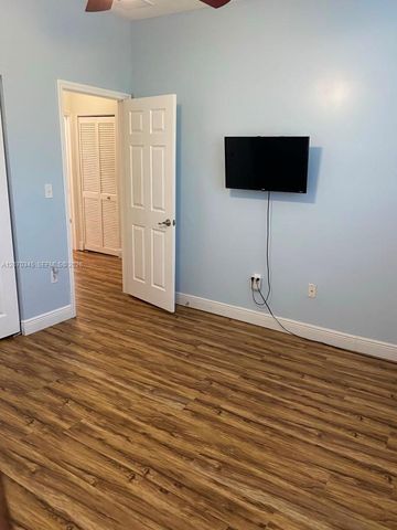 2529 NE 41st Terrace 1, Homestead, FL 33033