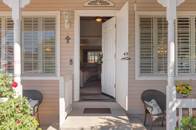 1084 Eastburg Ct, Ripon, CA 95366