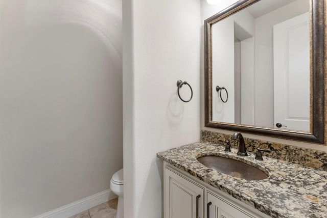 119 W Cresta Bend Place, Spring, TX 77389