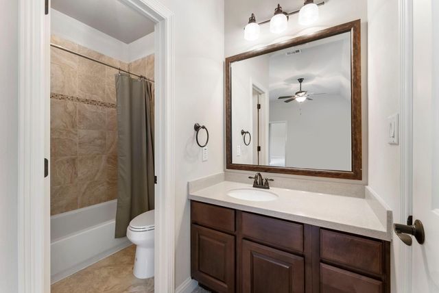 119 W Cresta Bend Place, Spring, TX 77389