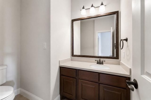 119 W Cresta Bend Place, Spring, TX 77389