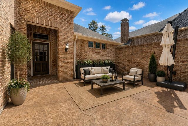 119 W Cresta Bend Place, Spring, TX 77389