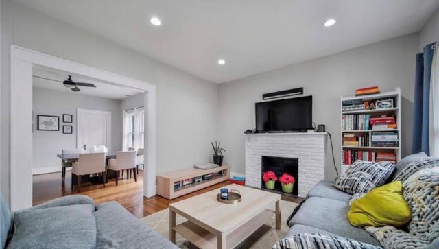 4614 Park Drive A, Houston, TX 77023