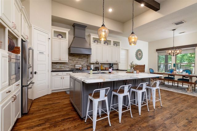 528 Ellison Trace, Argyle, TX 76226
