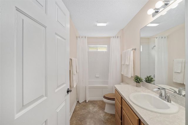 17602 SE 82ND WOODLAWN AVENUE, The Villages, FL 32162