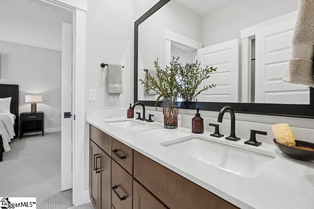 10 Medlock Drive, Greenville, SC 29607