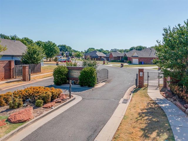 1220 Cedar Creek Drive, Norman, OK 73071