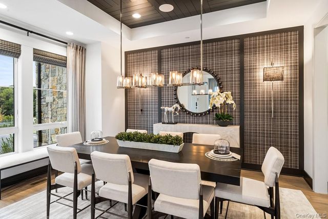 28 Fieldstone Knoll 61, Armonk, NY 10504