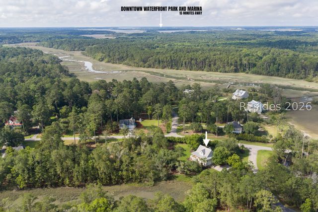 2 Turnstone Dr N, Beaufort, SC 29907