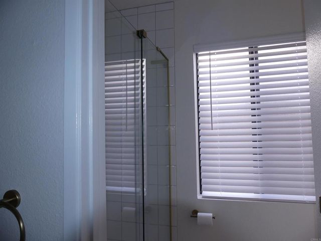 935 Woodcreek Road, Fallbrook, CA 92028