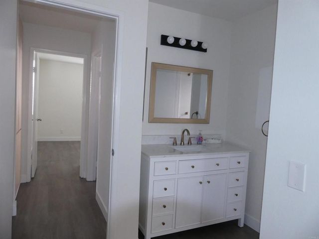 935 Woodcreek Road, Fallbrook, CA 92028