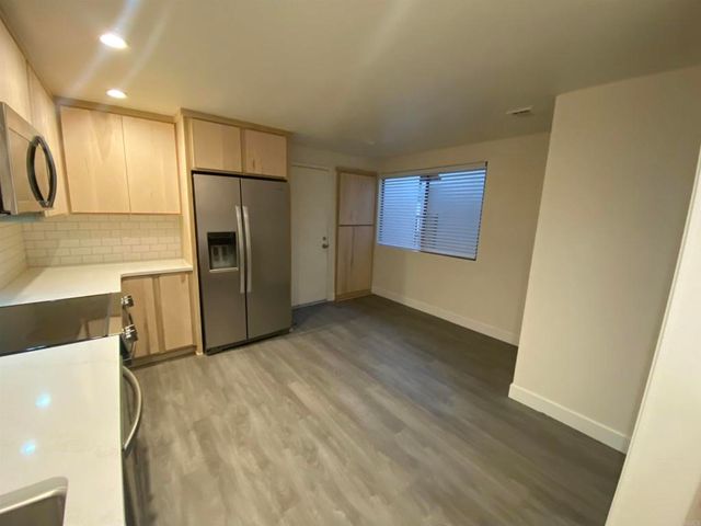 935 Woodcreek Road, Fallbrook, CA 92028