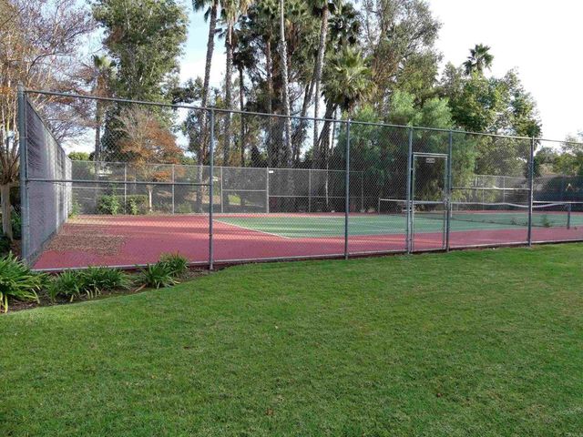 935 Woodcreek Road, Fallbrook, CA 92028