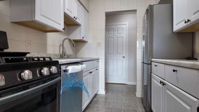 15711 Peggy Lane 7, Oak Forest, IL 60452