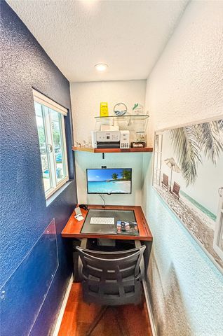 53-823 Kamehameha Highway, Hauula, HI 96717