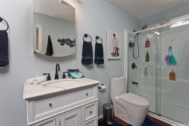 53-823 Kamehameha Highway, Hauula, HI 96717