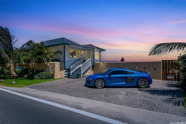 53-823 Kamehameha Highway, Hauula, HI 96717