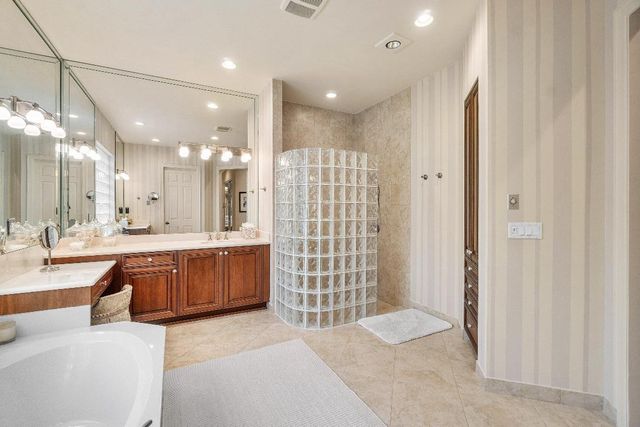 7054 Springville Cove, Boynton Beach, FL 33437