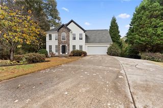 560 Flowering Trail, Grayson, GA 30017