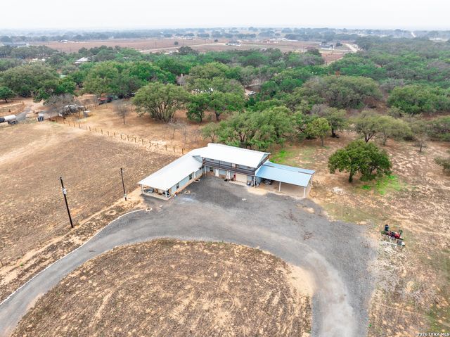 472 County Road 6723, Natalia, TX 78059